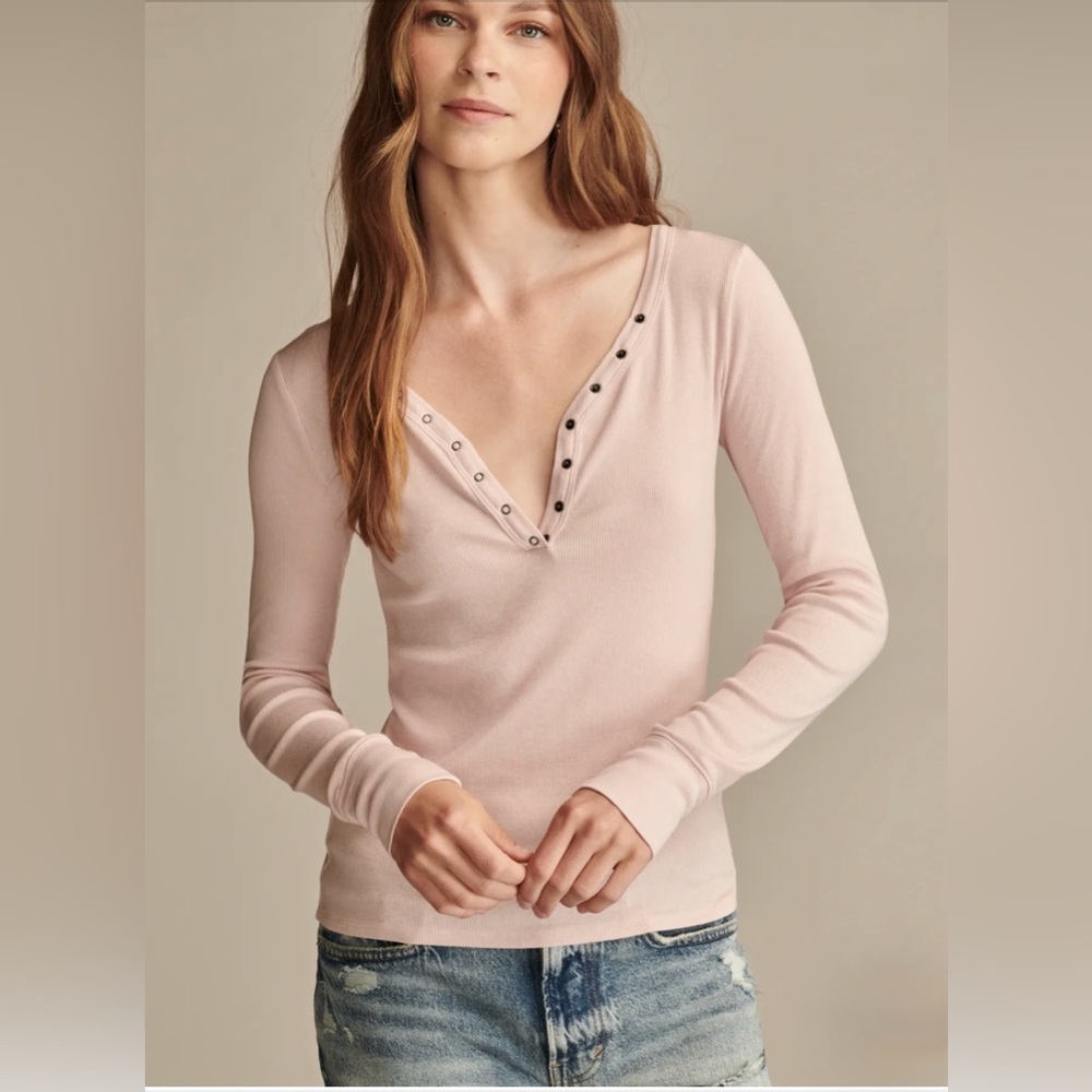 LUCKY BRAND SEPIA ROSE V-Neck Long Sleeve Top - Blush